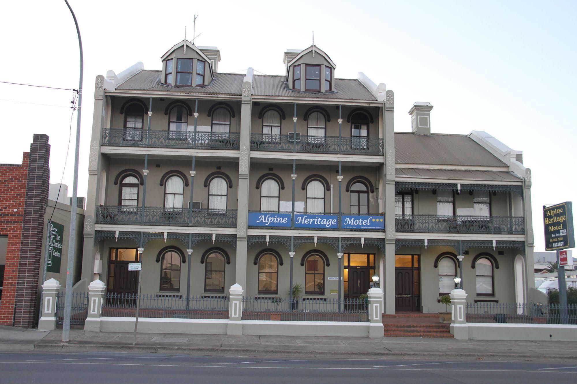 Alpine Heritage Motel Goulburn Exterior foto